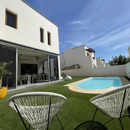 Holyhome Cinema Perfect For Families *