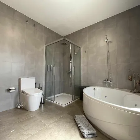 Villa Holyhome Cinema Perfect For Families *